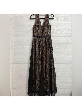 boohoo boutique all lace plunge neck maxi dress Lucy Wang | Dresses | Lucy Wang Boutique Lace Plunge Maxi Bridesmaid Dress